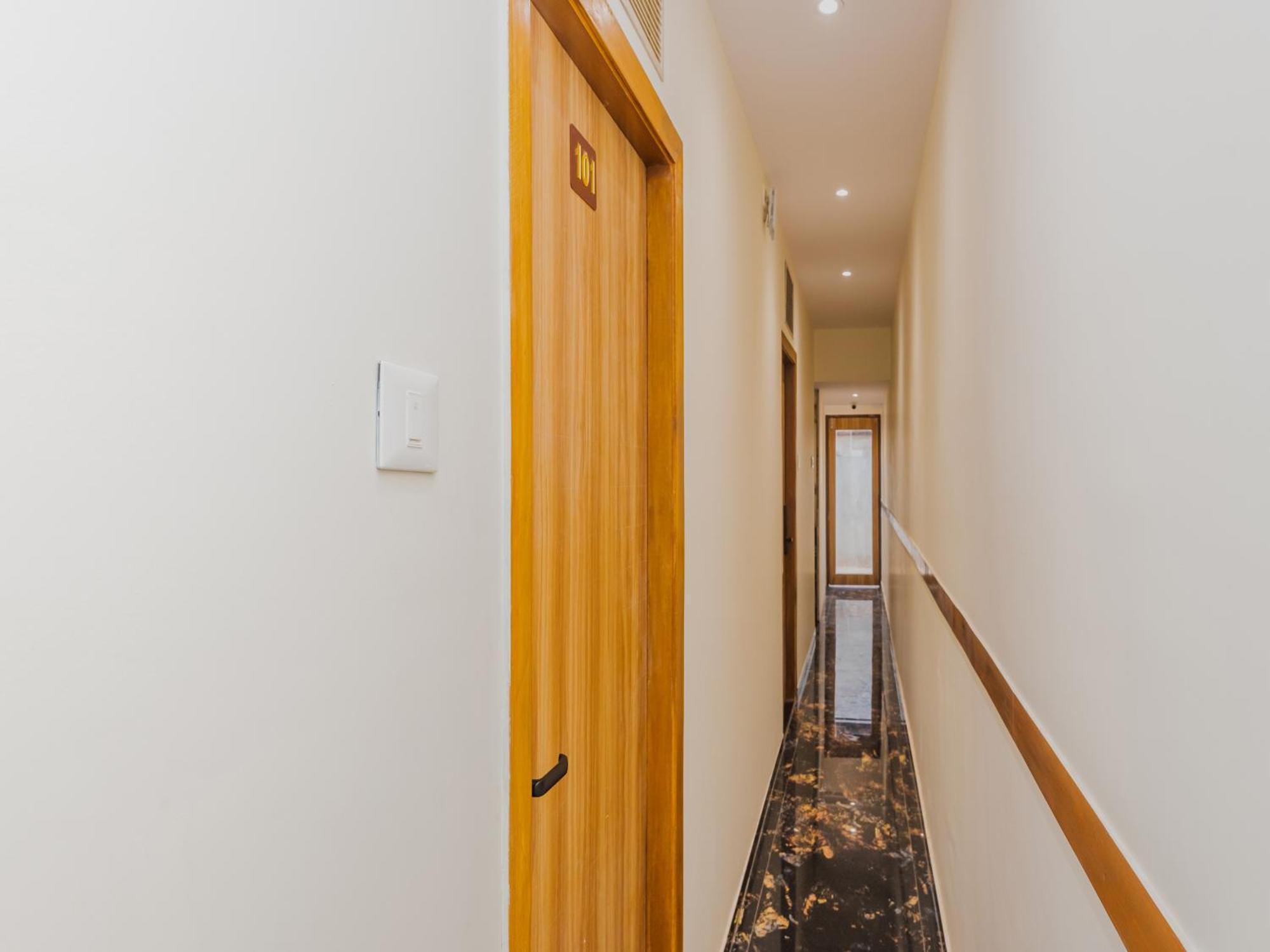 Hotel Era Bombaj Zewnętrze zdjęcie