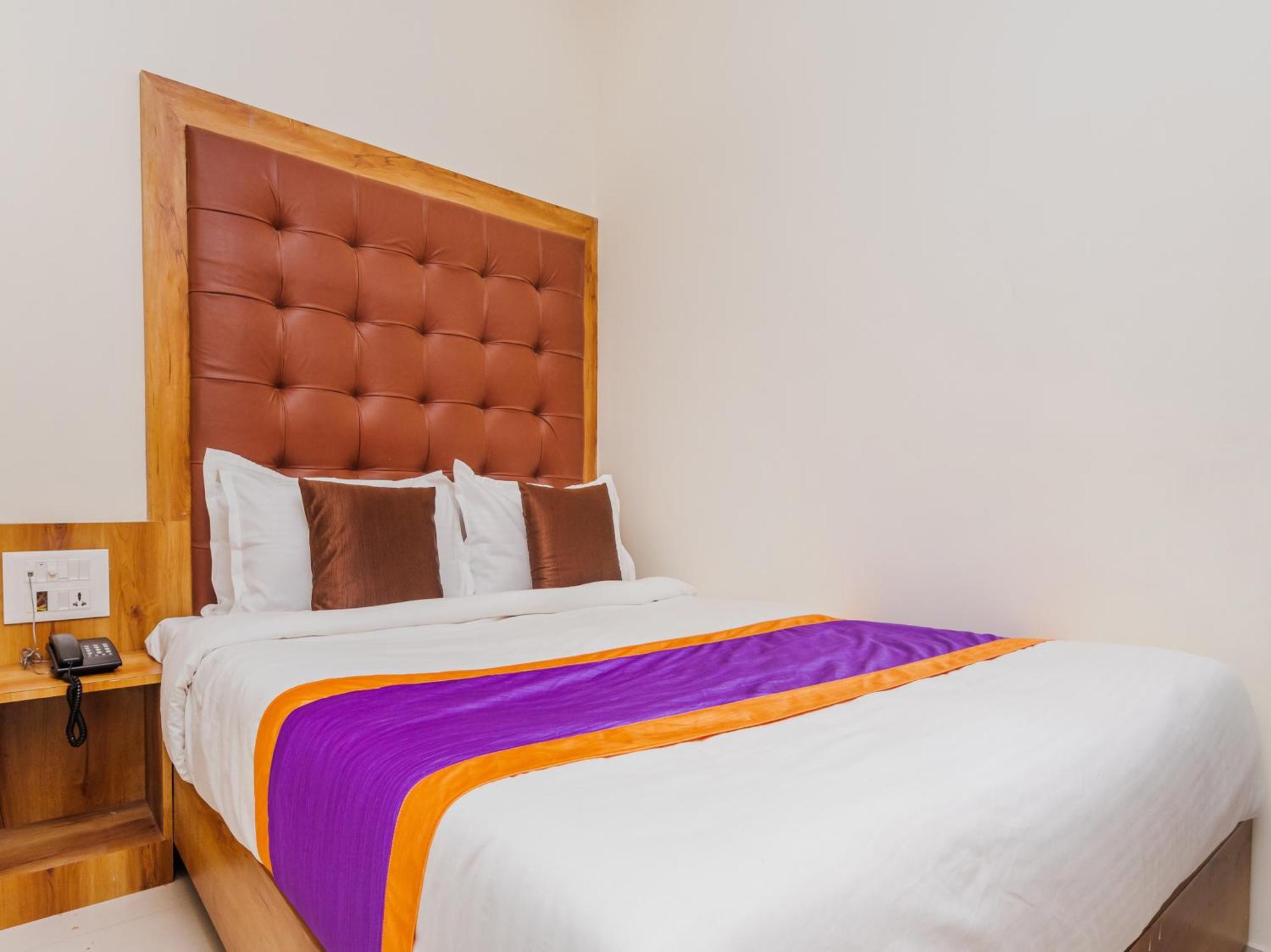 Hotel Era Bombaj Zewnętrze zdjęcie